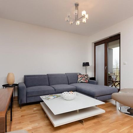 Warsaw Srodmiescie Apartment With Balcony By Noclegi Renters Exterior photo